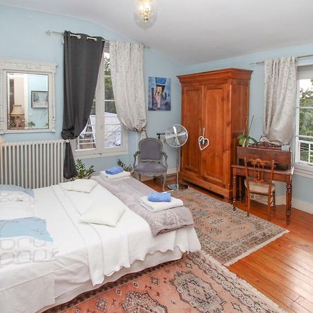 Manoir Des Turets Bed & Breakfast Yvré-lʼÉvêque Екстериор снимка