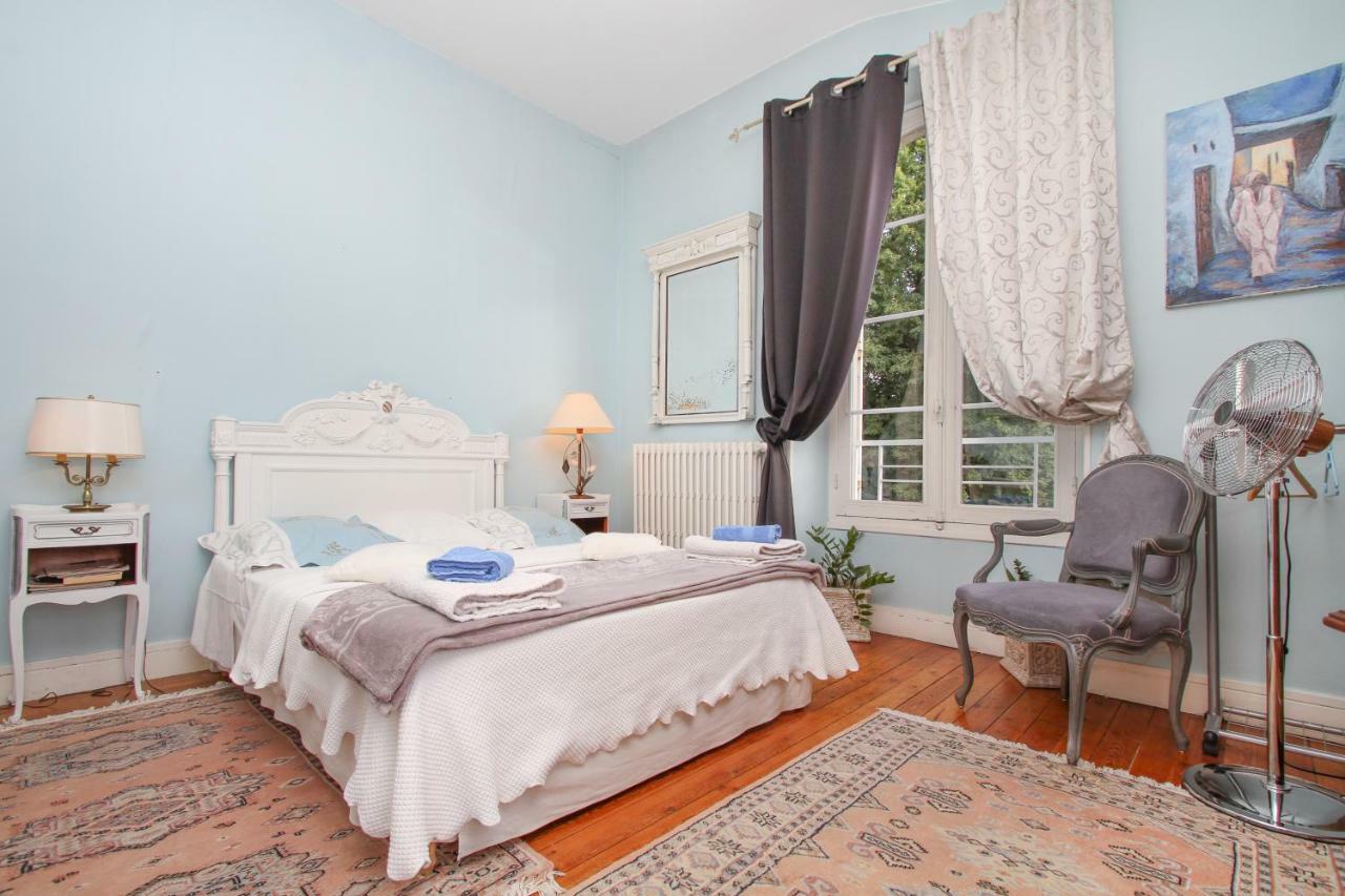Manoir Des Turets Bed & Breakfast Yvré-lʼÉvêque Екстериор снимка