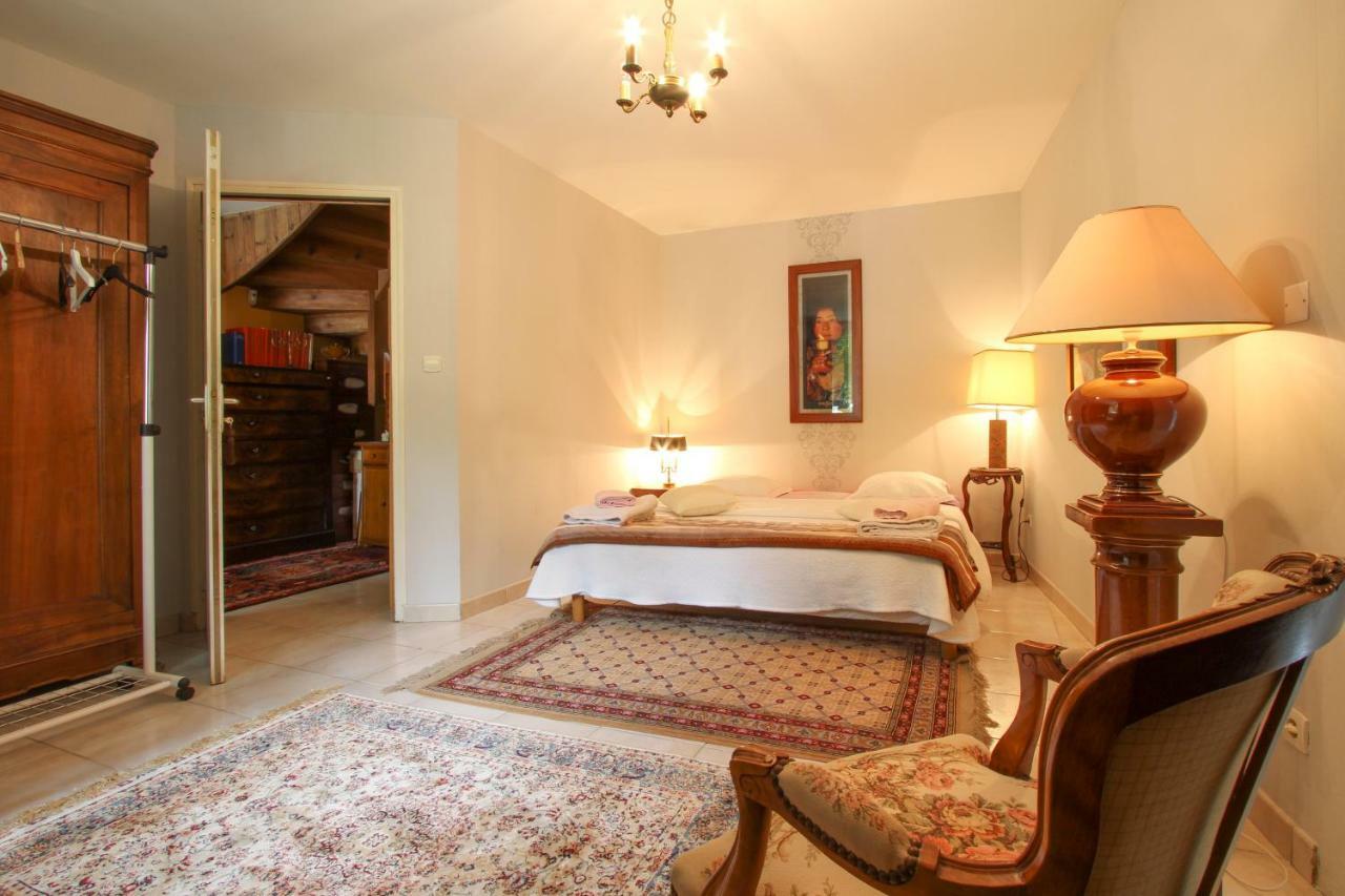 Manoir Des Turets Bed & Breakfast Yvré-lʼÉvêque Екстериор снимка